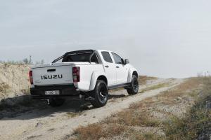 Arctic Trucks Isuzu D-Max AT35 Double Cab 2017 года  (WW)